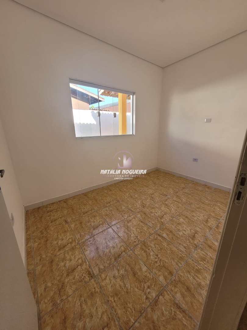 Casa à venda com 2 quartos, 138m² - Foto 9