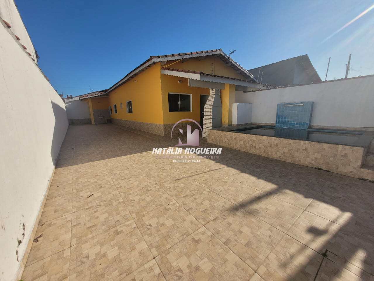 Casa à venda com 2 quartos, 138m² - Foto 2