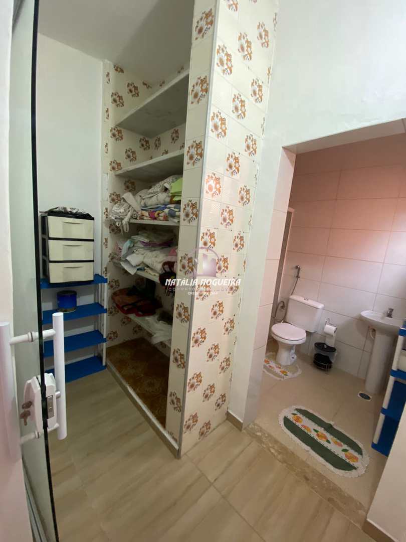 Casa à venda com 3 quartos, 264m² - Foto 16