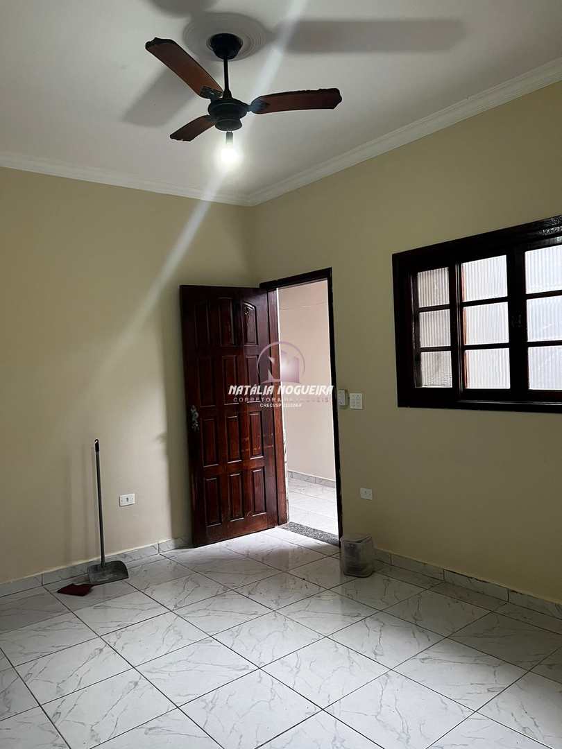 Casa à venda com 3 quartos, 150m² - Foto 5