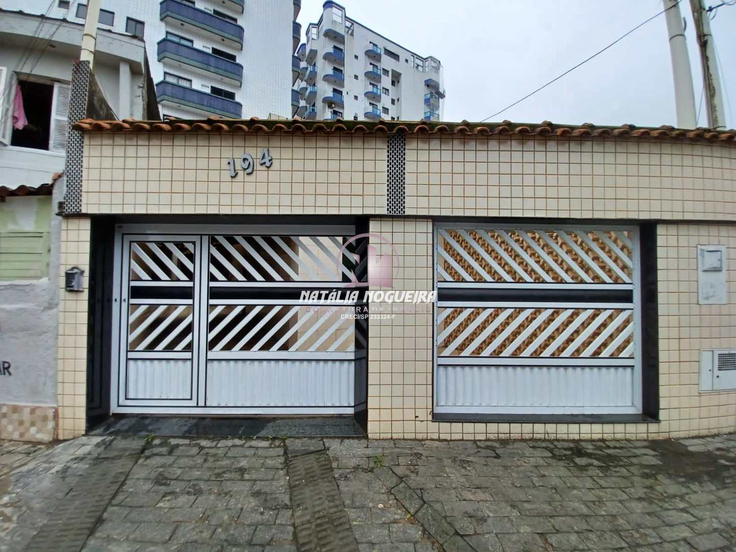 Casa na Ocian, Praia Grande - R$ 420 mil, Cod: 672