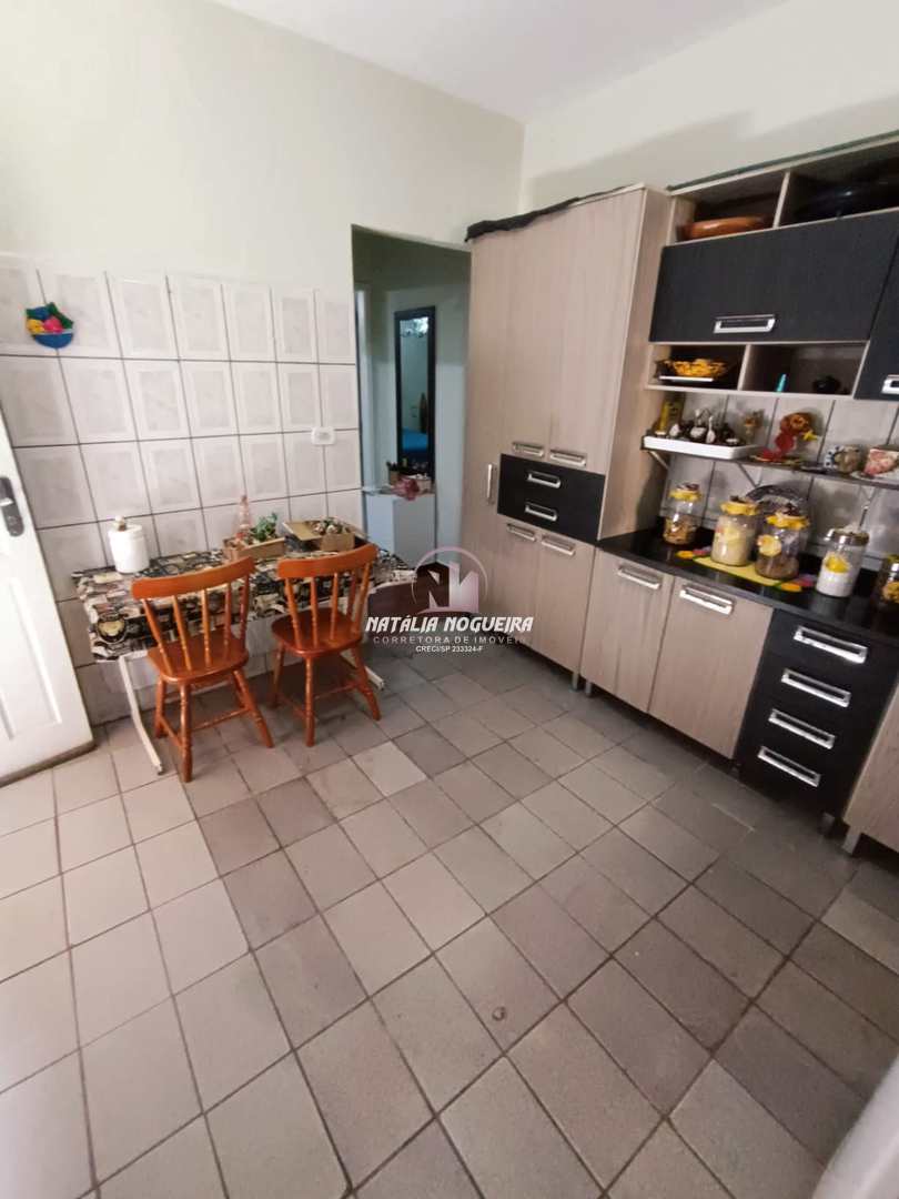 Casa à venda com 2 quartos, 125m² - Foto 6