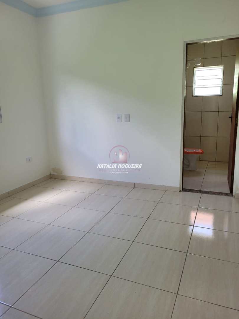 Casa à venda com 2 quartos, 150m² - Foto 13