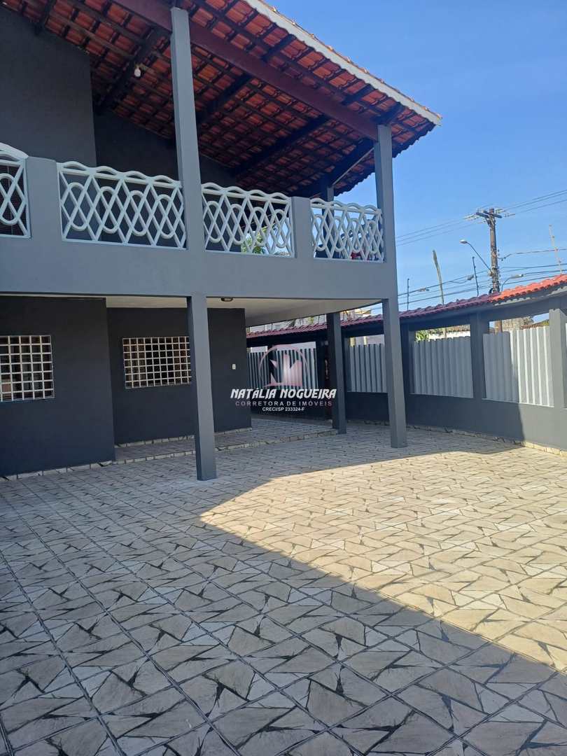 Sobrado à venda com 3 quartos, 250m² - Foto 2