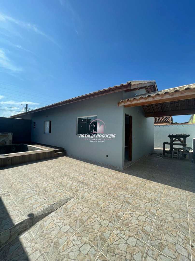 Casa no Baln Califórnia Itanhaém R$329 mil Cod:866