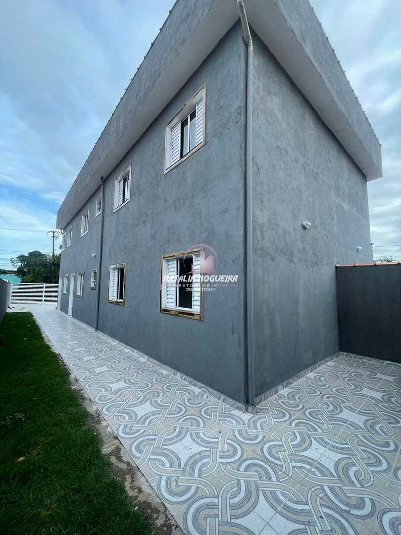 Casa à venda com 2 quartos, 54m² - Foto 4