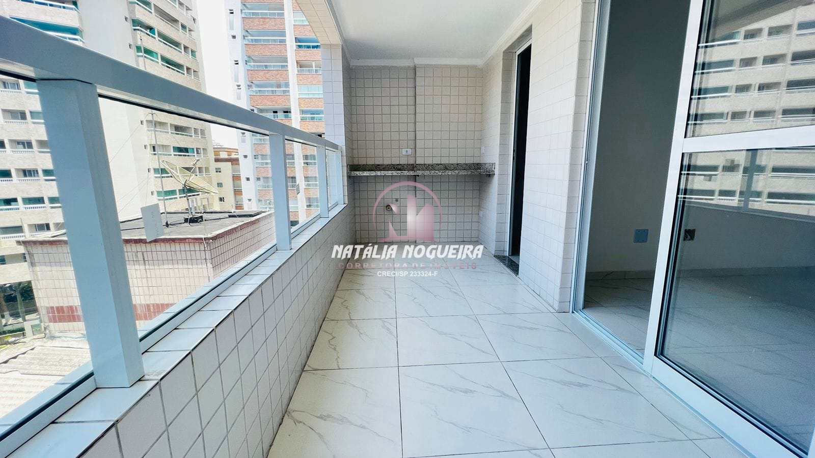 Apartamento à venda com 2 quartos, 63m² - Foto 3