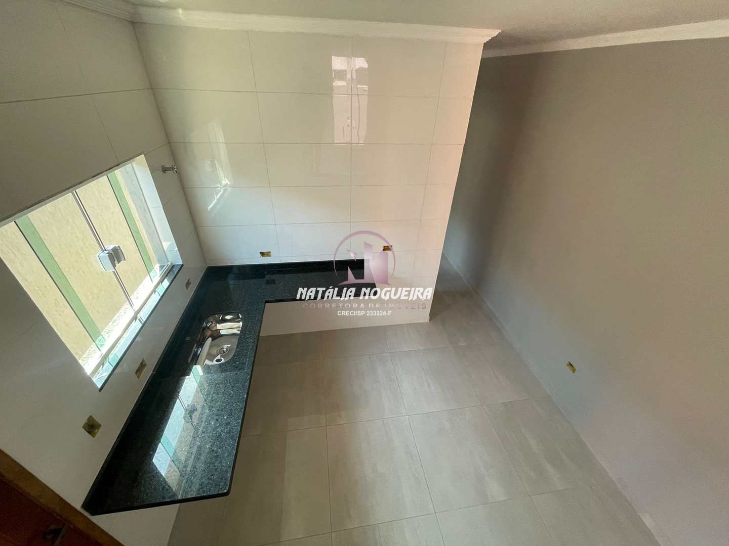 Casa à venda com 2 quartos, 155m² - Foto 11