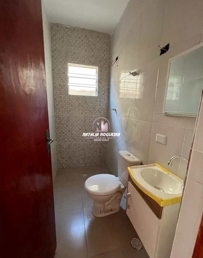 Casa à venda com 2 quartos, 125m² - Foto 4