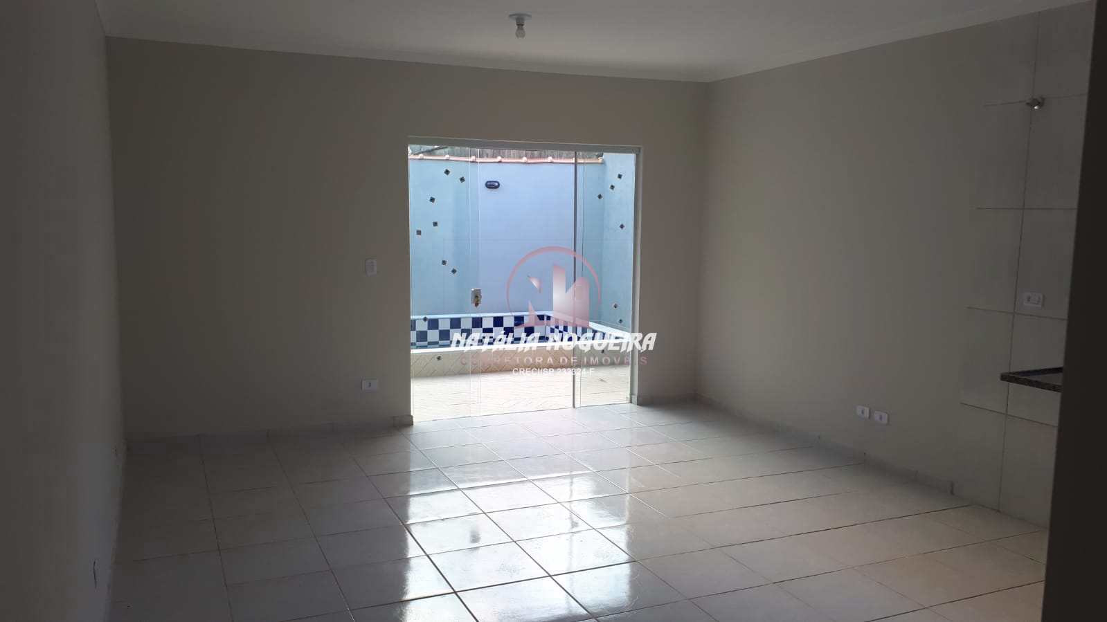 Casa à venda com 2 quartos, 80m² - Foto 9