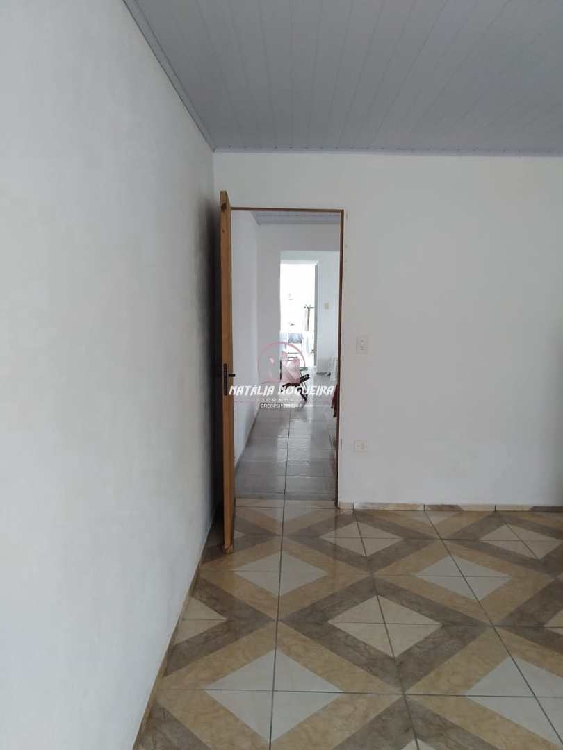 Casa à venda com 2 quartos, 250m² - Foto 14