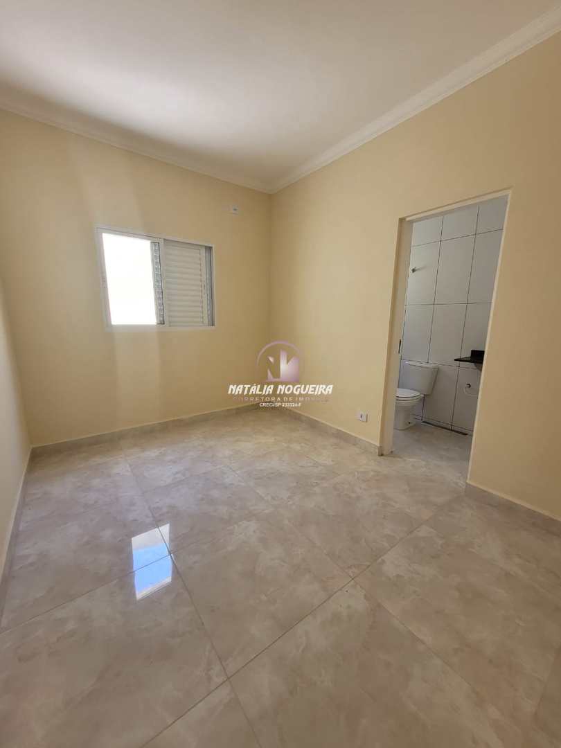 Casa à venda com 3 quartos, 179m² - Foto 15