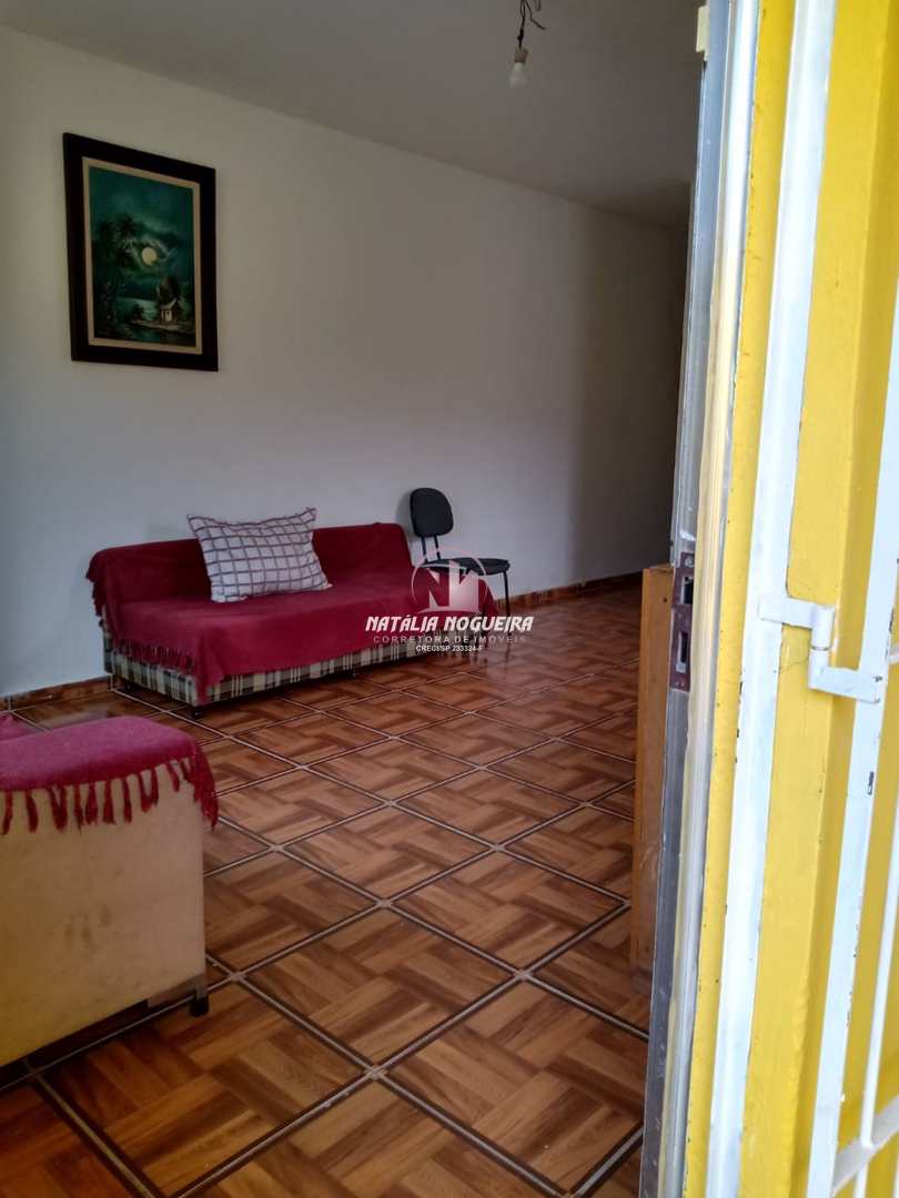 Casa à venda com 2 quartos, 180m² - Foto 3