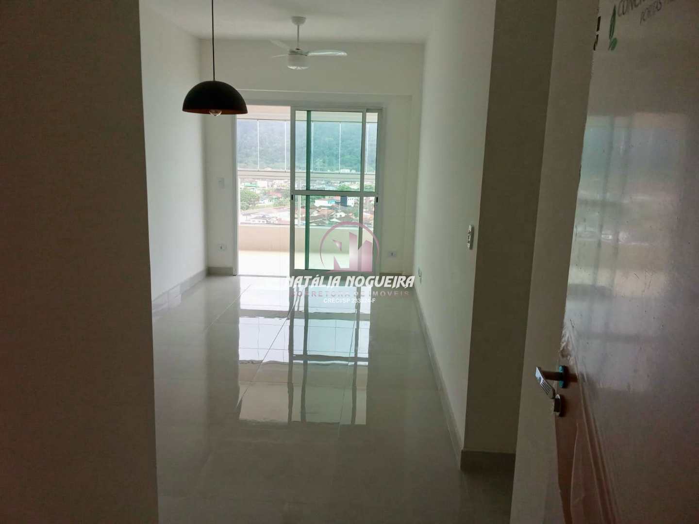 Apartamento à venda com 2 quartos, 72m² - Foto 2