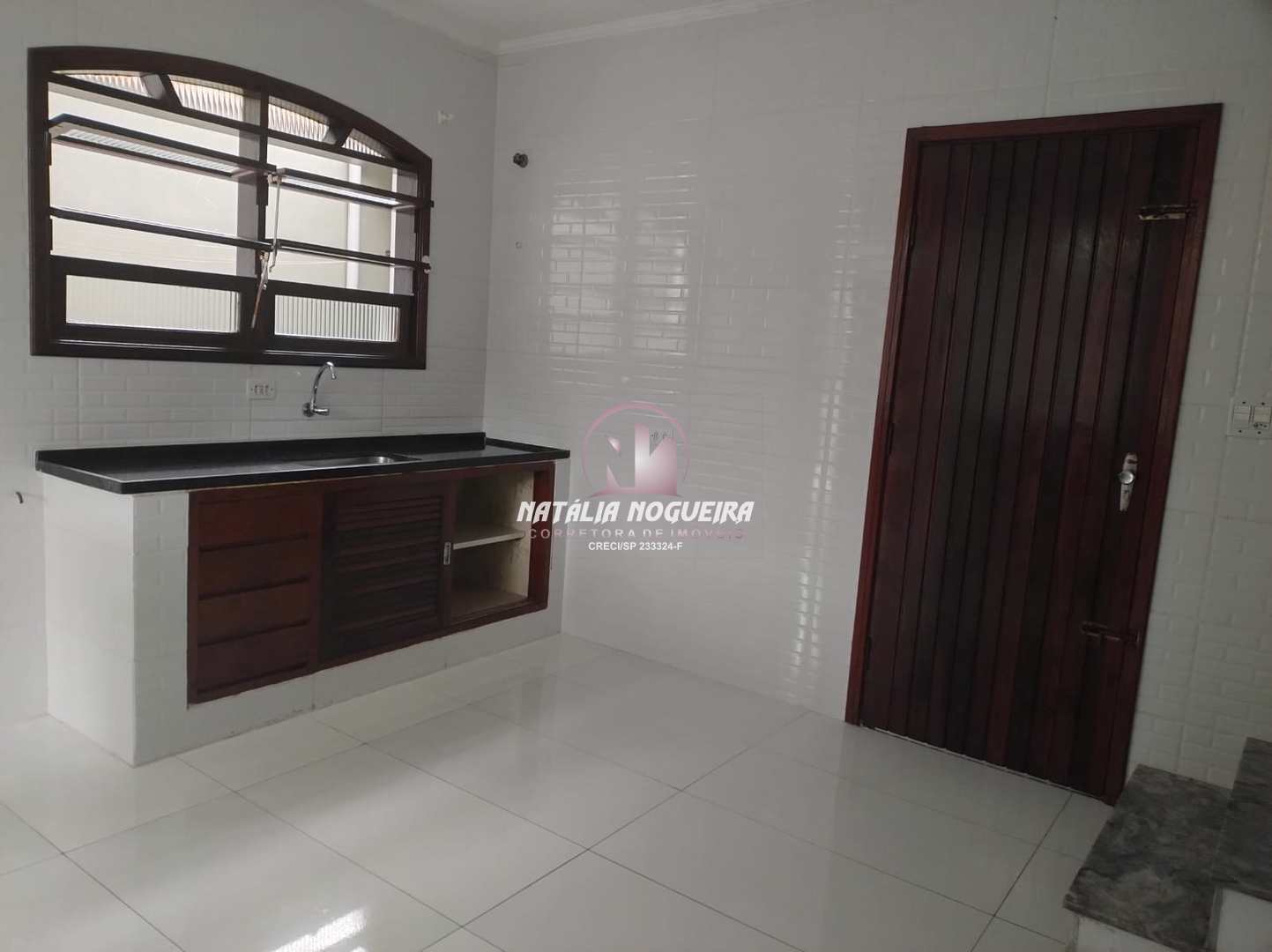 Sobrado à venda com 3 quartos, 24m² - Foto 9