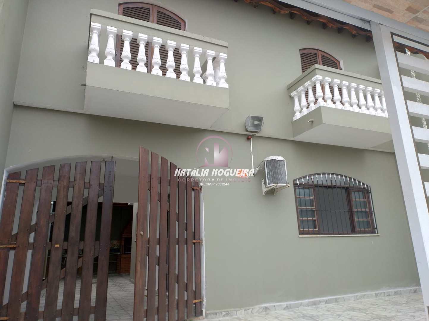 Sobrado à venda com 3 quartos, 24m² - Foto 2