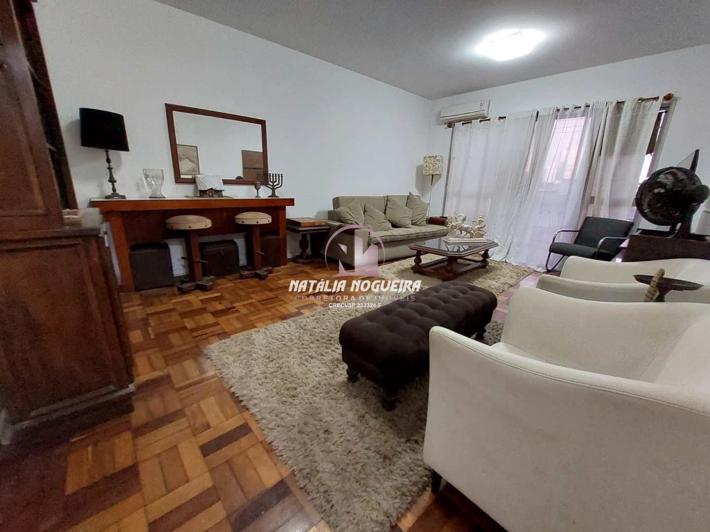 Apartamento à venda com 3 quartos, 165m² - Foto 2