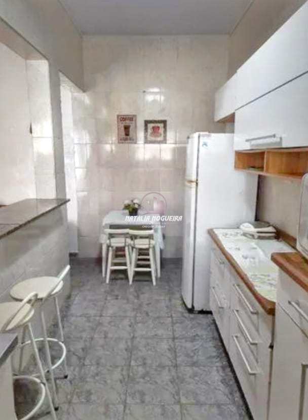 Casa à venda com 2 quartos, 330m² - Foto 5