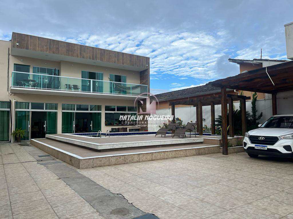 Sobrado à venda com 5 quartos, 440m² - Foto 1