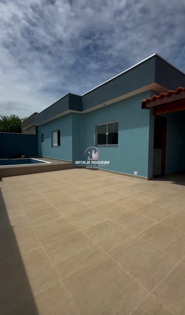 Casa à venda com 2 quartos, 154m² - Foto 2