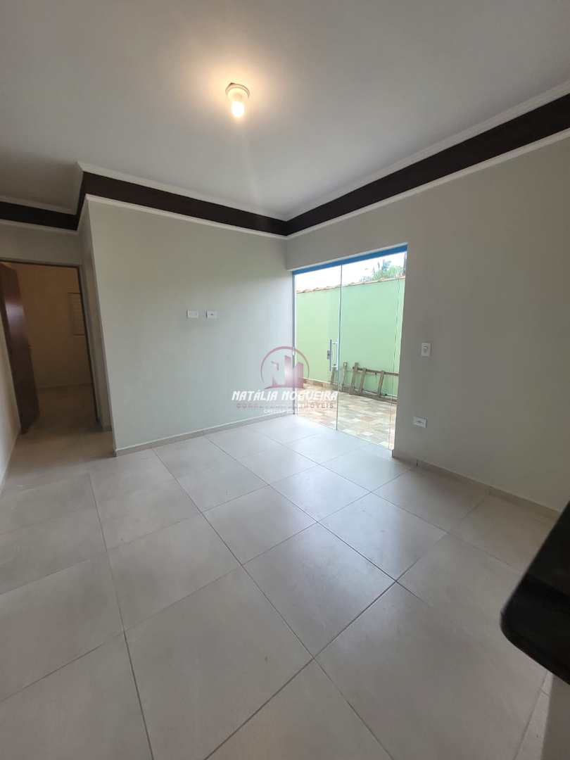 Casa à venda com 2 quartos, 137m² - Foto 11