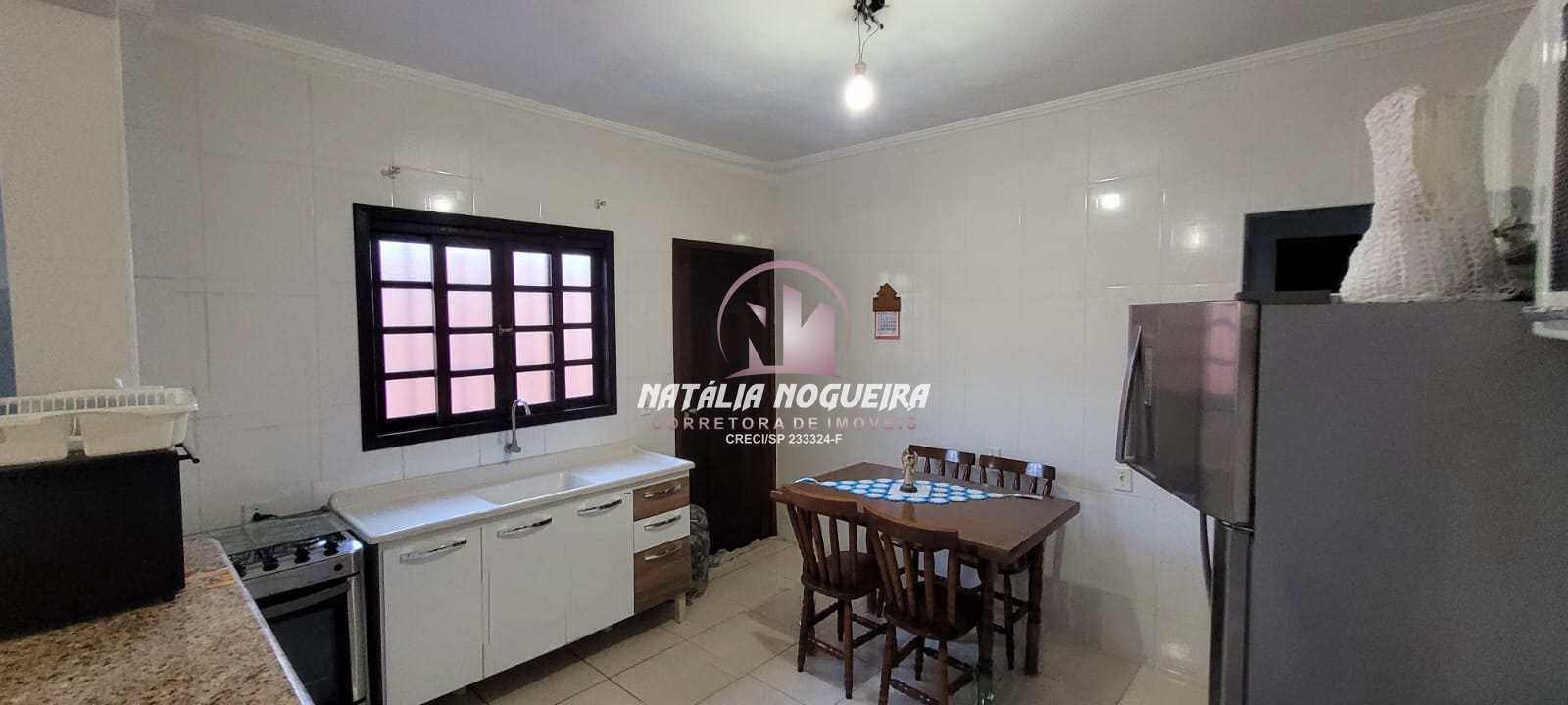 Casa à venda com 2 quartos, 198m² - Foto 6