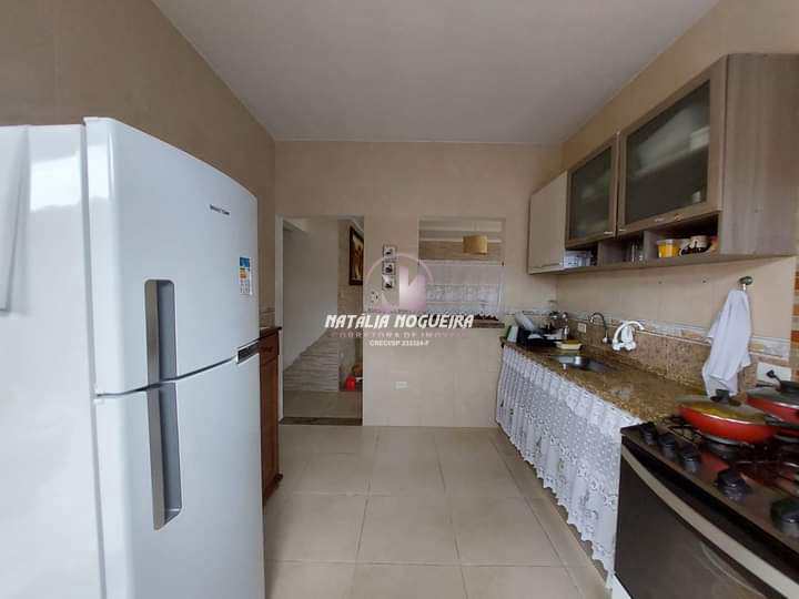 Casa à venda com 3 quartos, 250m² - Foto 23