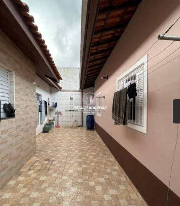 Casa à venda com 3 quartos, 250m² - Foto 17