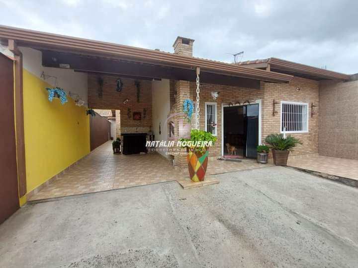 Casa à venda com 3 quartos, 250m² - Foto 2