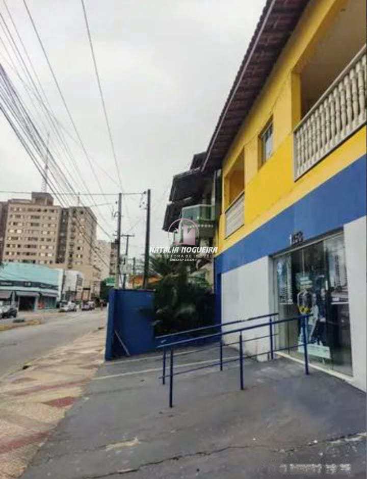 Sobrado à venda com 3 quartos, 304m² - Foto 3