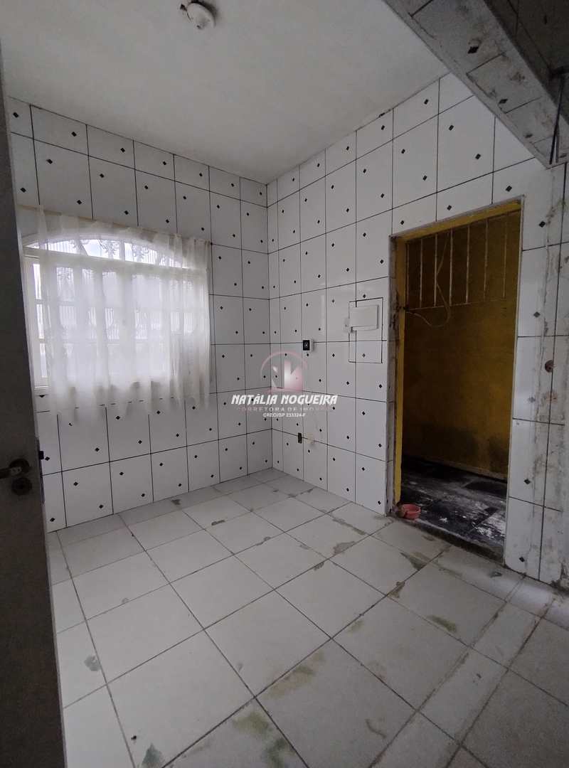 Sobrado à venda com 3 quartos, 304m² - Foto 8