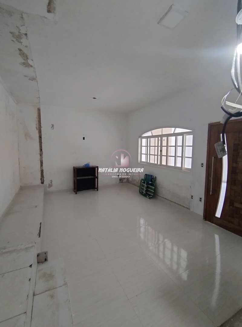 Sobrado à venda com 3 quartos, 304m² - Foto 11