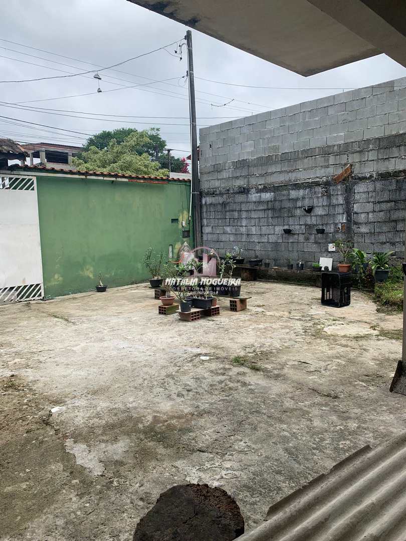 Sobrado à venda com 2 quartos, 250m² - Foto 3