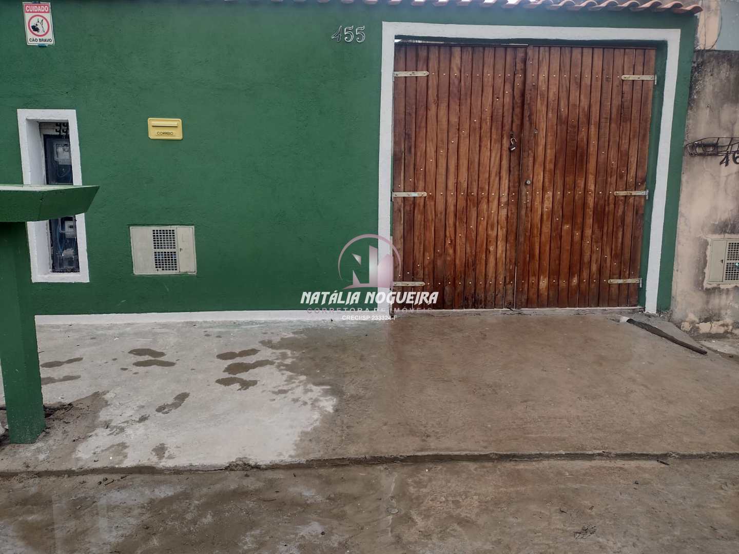 Casa à venda com 2 quartos, 160m² - Foto 1