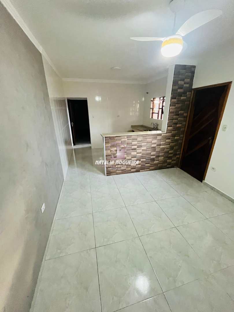 Casa à venda com 2 quartos, 125m² - Foto 7