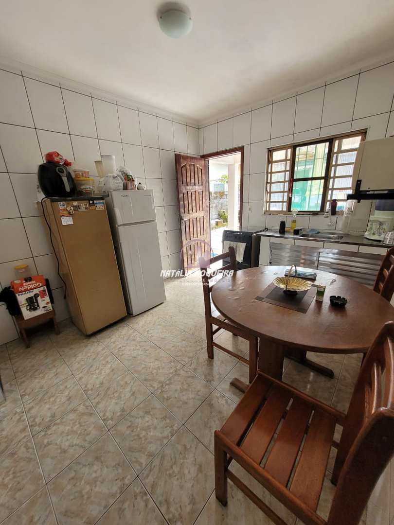 Casa à venda com 3 quartos, 360m² - Foto 7