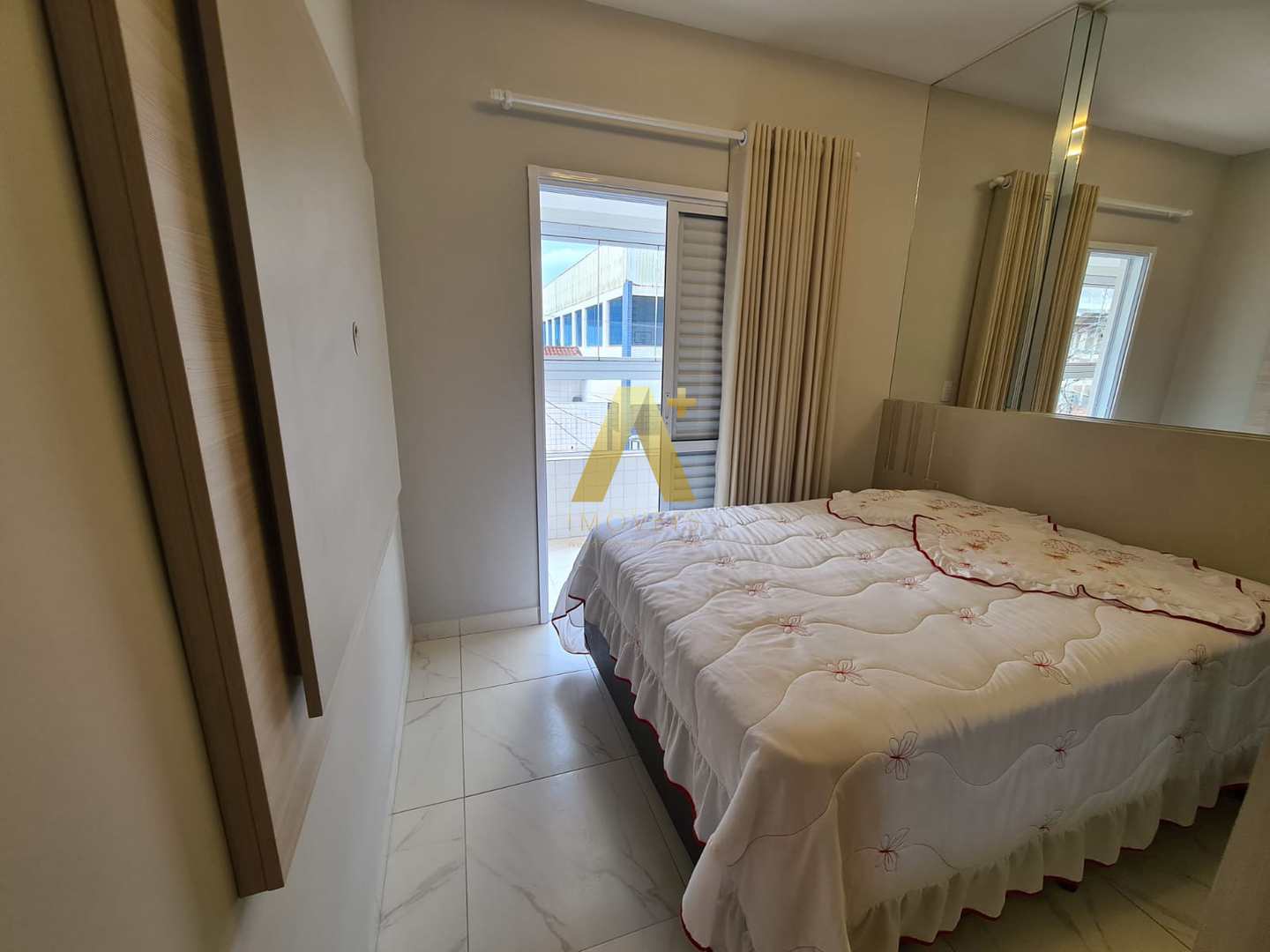 Apartamento à venda com 2 quartos, 67m² - Foto 10