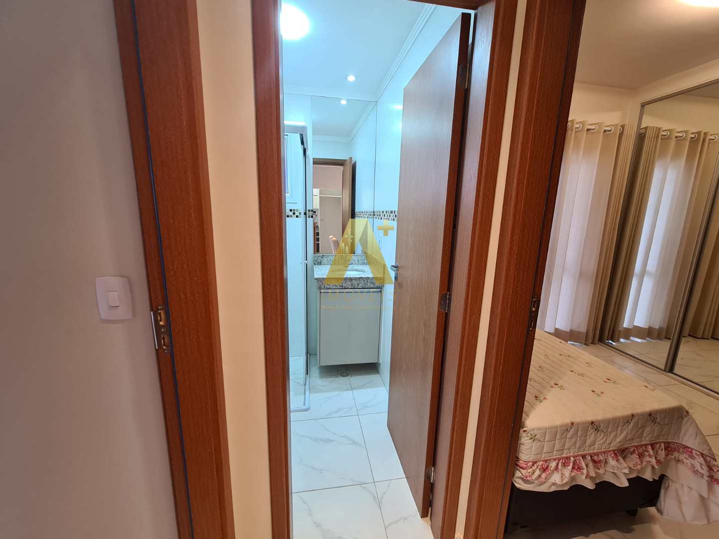 Apartamento à venda com 2 quartos, 67m² - Foto 12