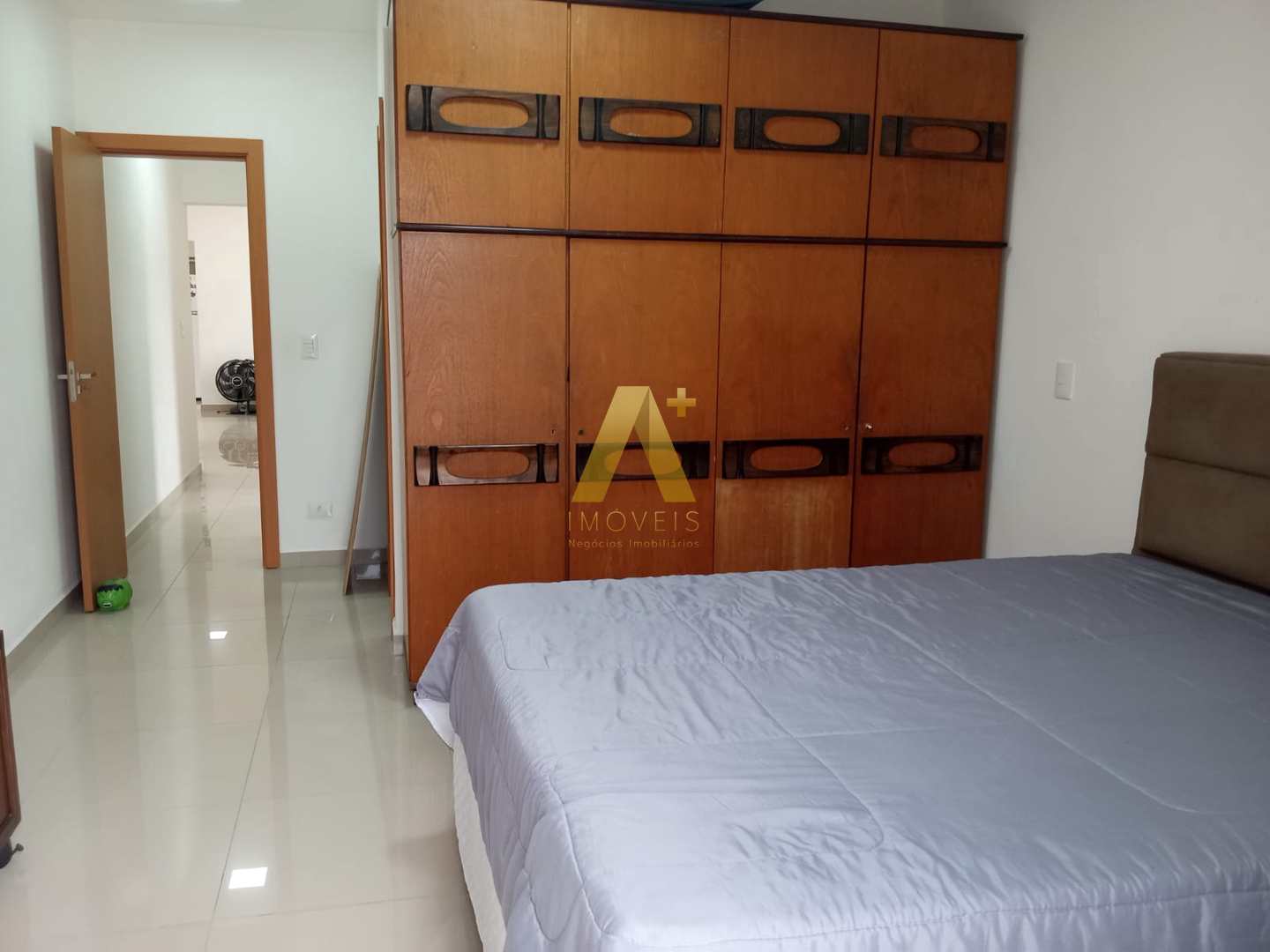 Apartamento à venda com 2 quartos, 100m² - Foto 13