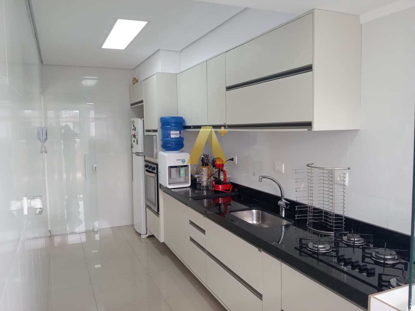 Apartamento à venda com 2 quartos, 100m² - Foto 5