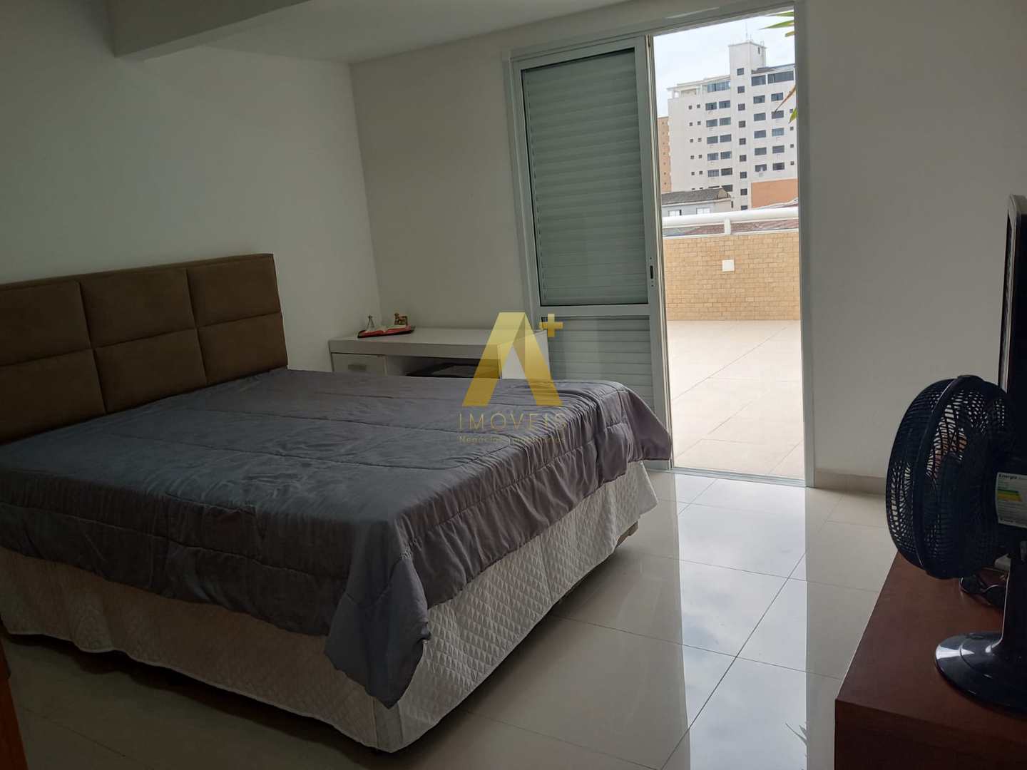 Apartamento à venda com 2 quartos, 100m² - Foto 14