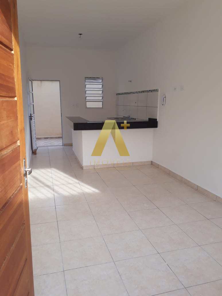 Casa de Condomínio à venda com 2 quartos, 50m² - Foto 1