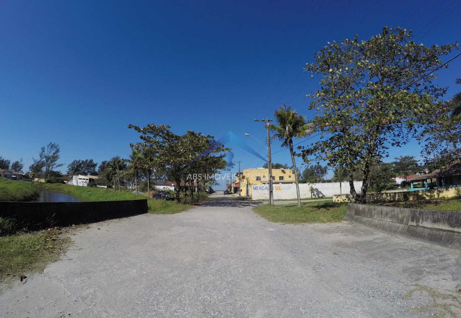 Casa com 3 dorms, Centro, Ilha Comprida - R$ 300 mil, Cod: 5006