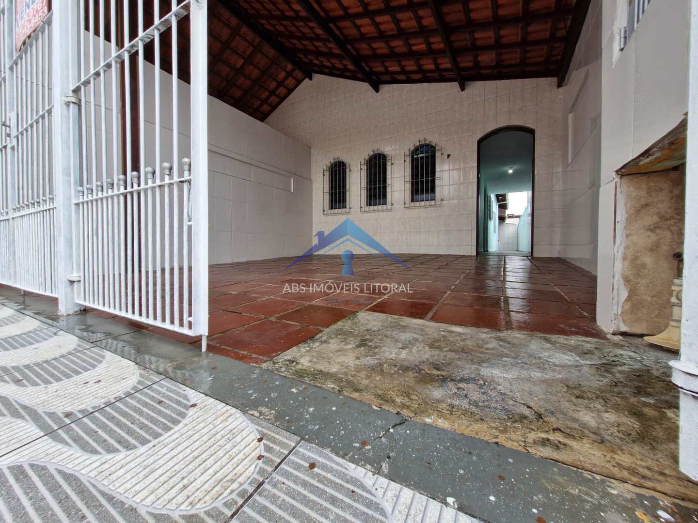 Casa com 2 quartos, Balneário Maracanã, Praia Grande - R$ 400 mil, Cod: 5296