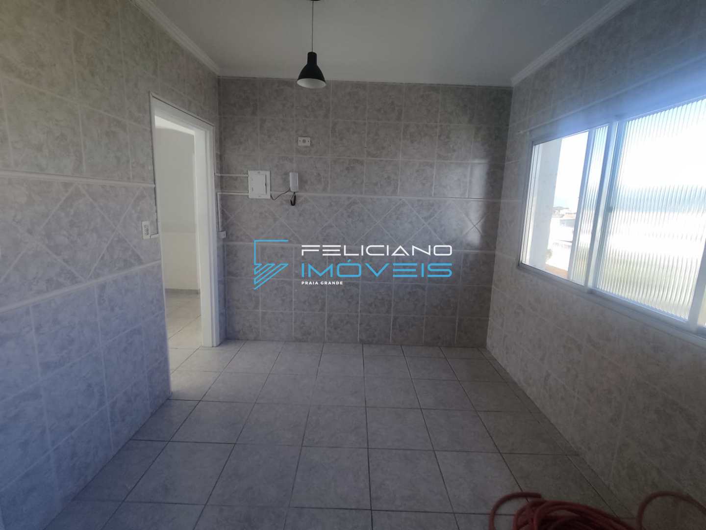 Apartamento à venda com 4 quartos, 205m² - Foto 2