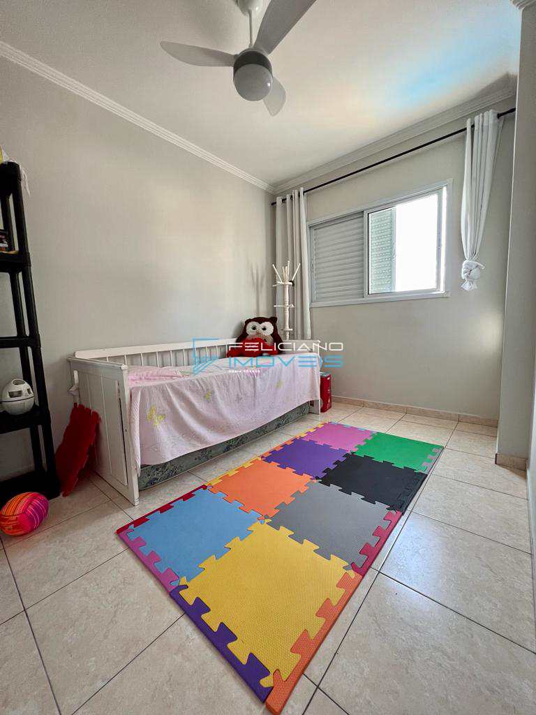 Apartamento à venda com 2 quartos, 75m² - Foto 17