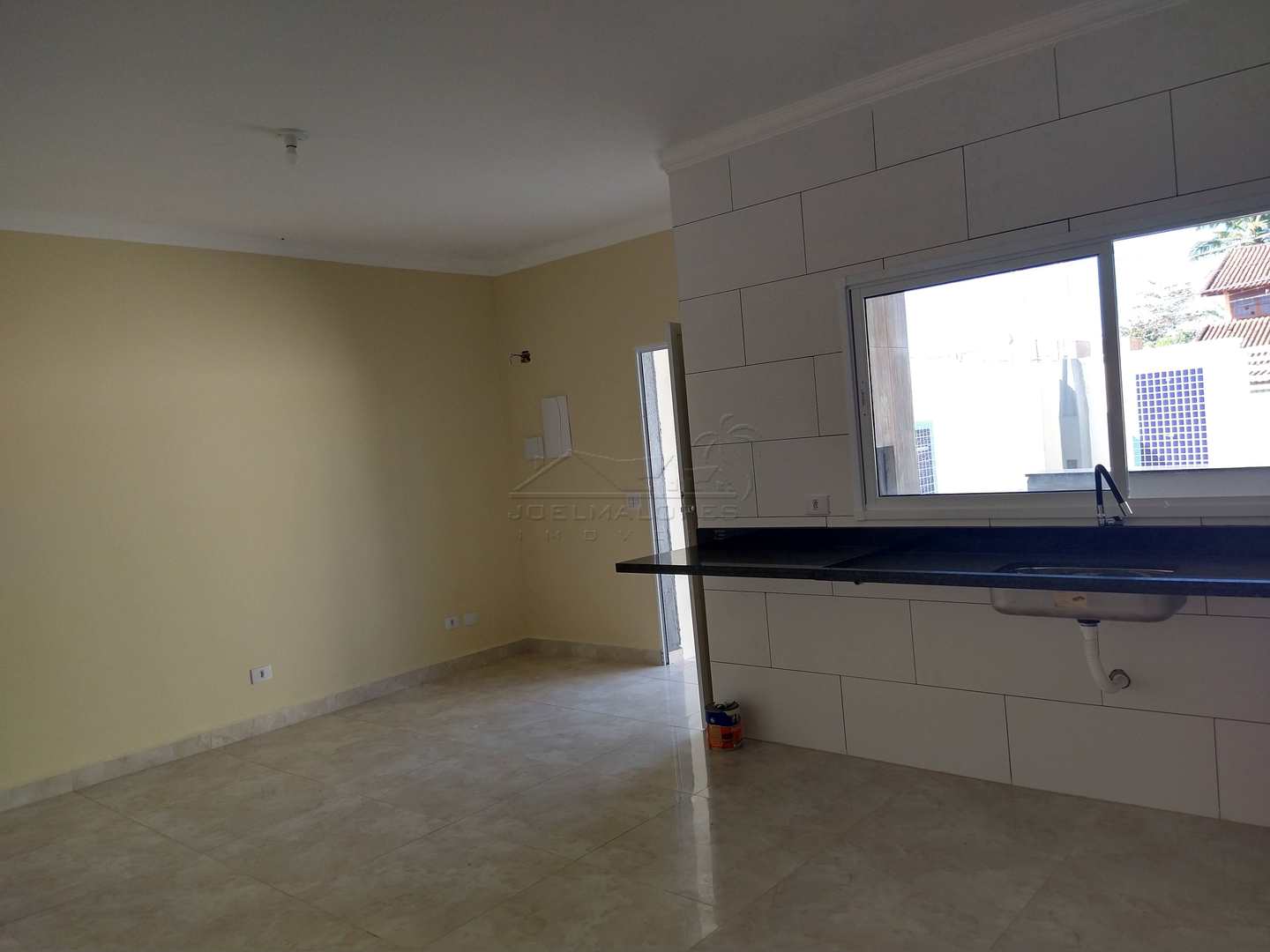 Casa à venda com 3 quartos, 86m² - Foto 3