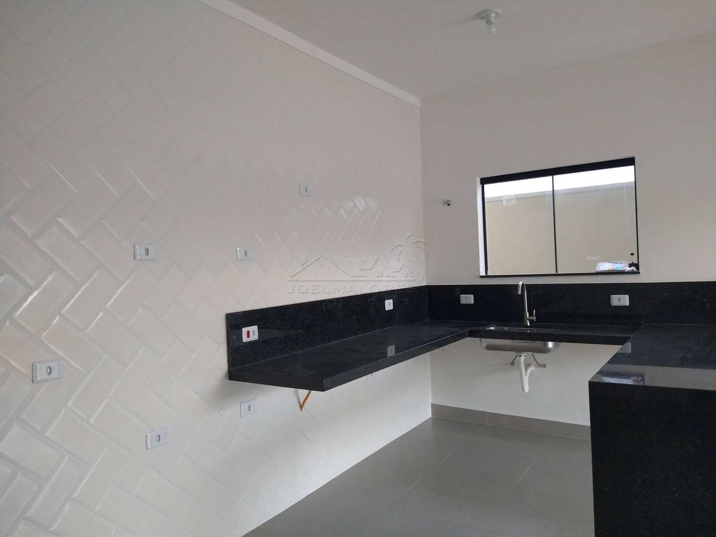 Casa à venda com 2 quartos, 80m² - Foto 15