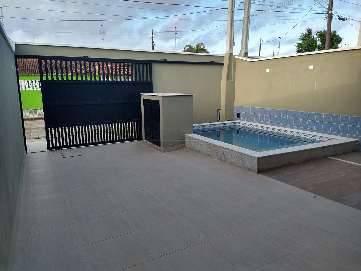 Casa à venda com 2 quartos, 80m² - Foto 6