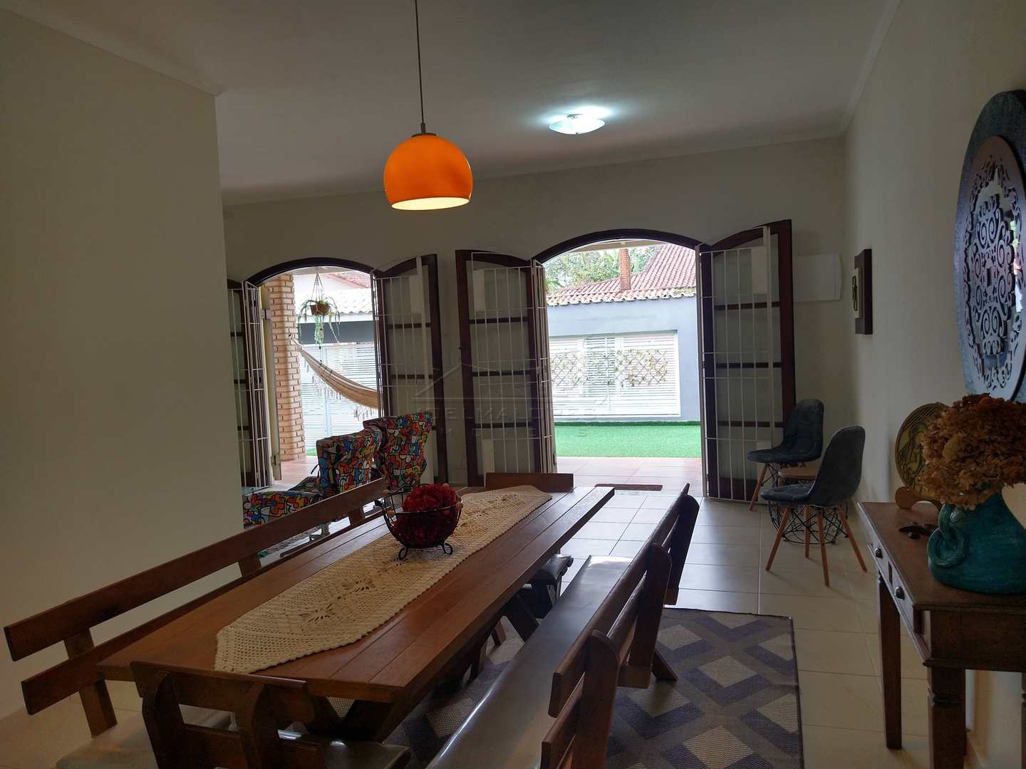 Casa à venda com 3 quartos, 122m² - Foto 3